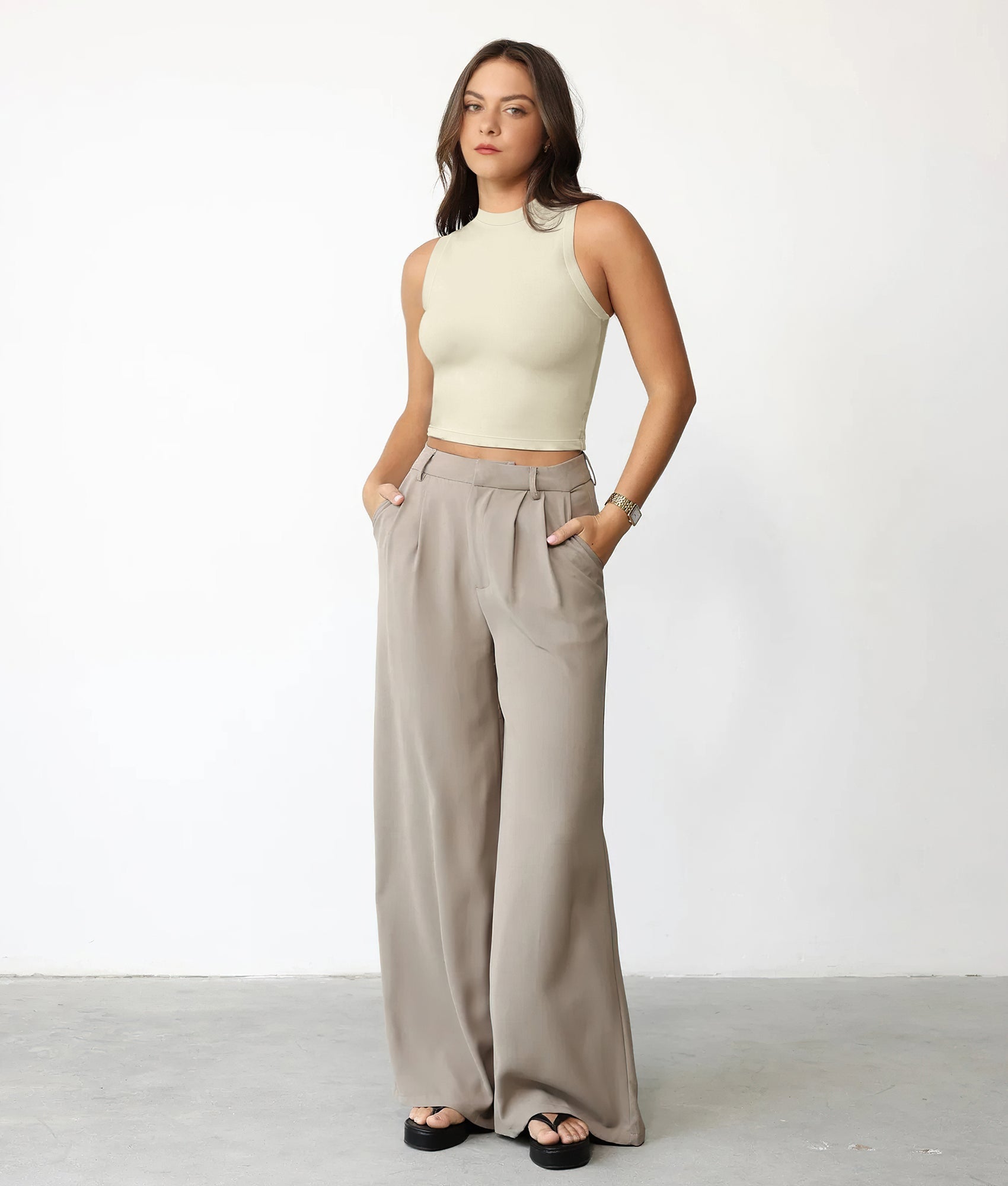 YIANNA Women's Sleeveless Tops Crew Neck Cotton Slim Fit T Shirts Basic Tee Sexy Going Out Crop Top